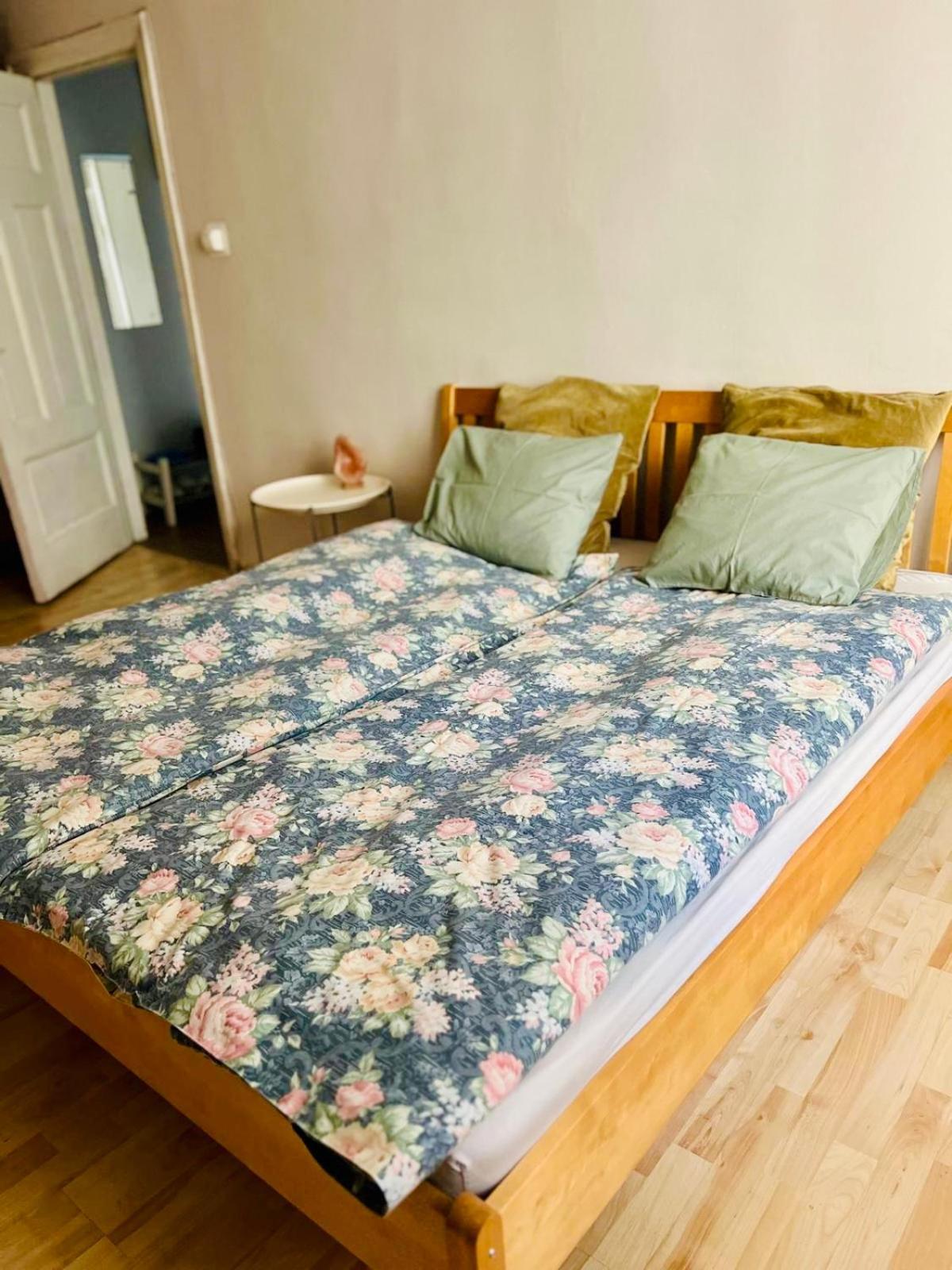 Cosy Apartment Riga Esterno foto